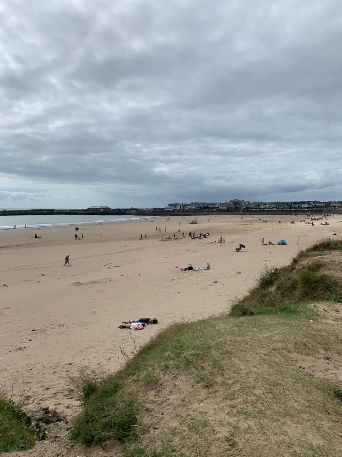 Phoenix Caravan Hire, Trecco Bay 波斯考尔 外观 照片