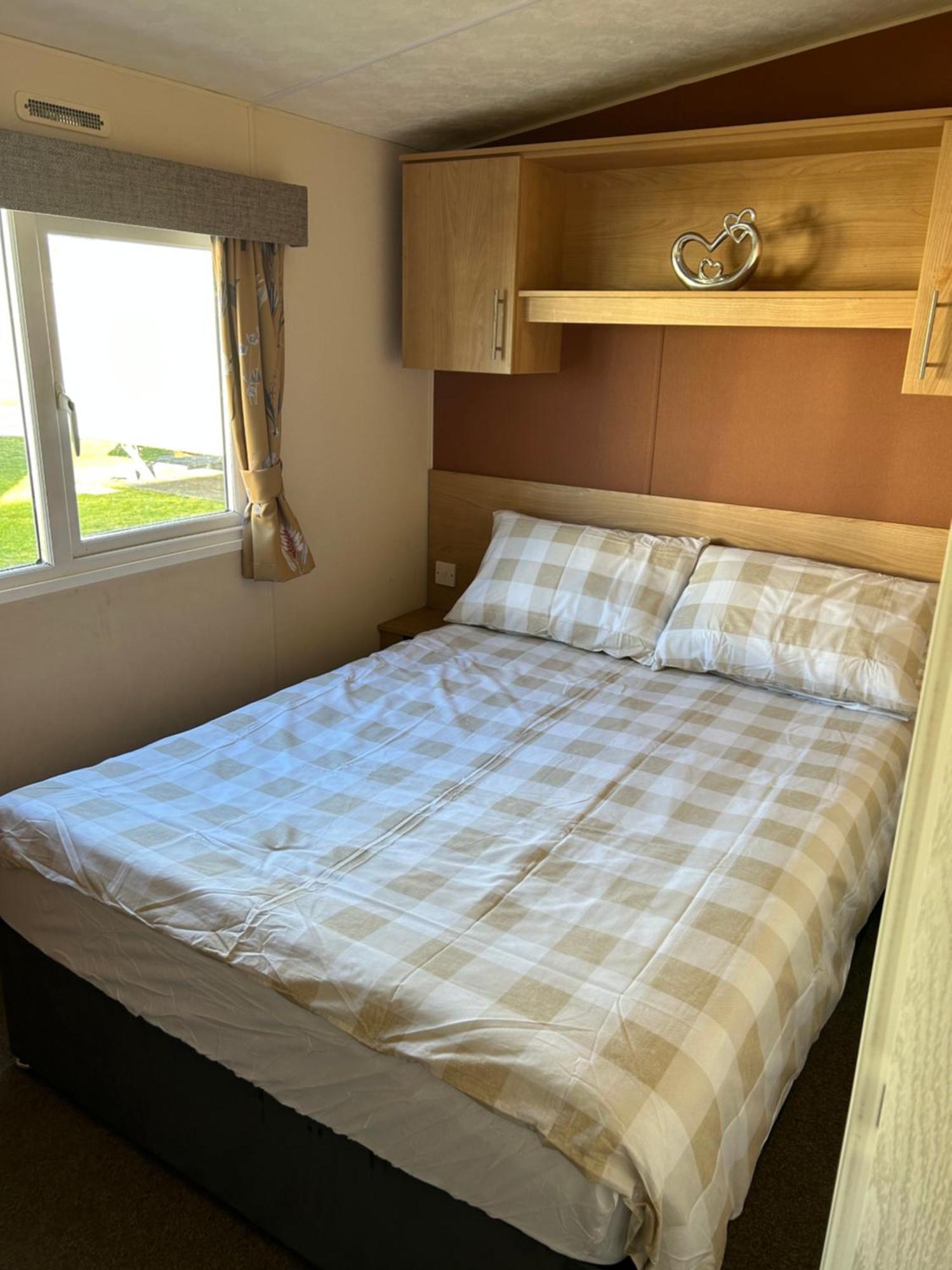 Phoenix Caravan Hire, Trecco Bay 波斯考尔 外观 照片