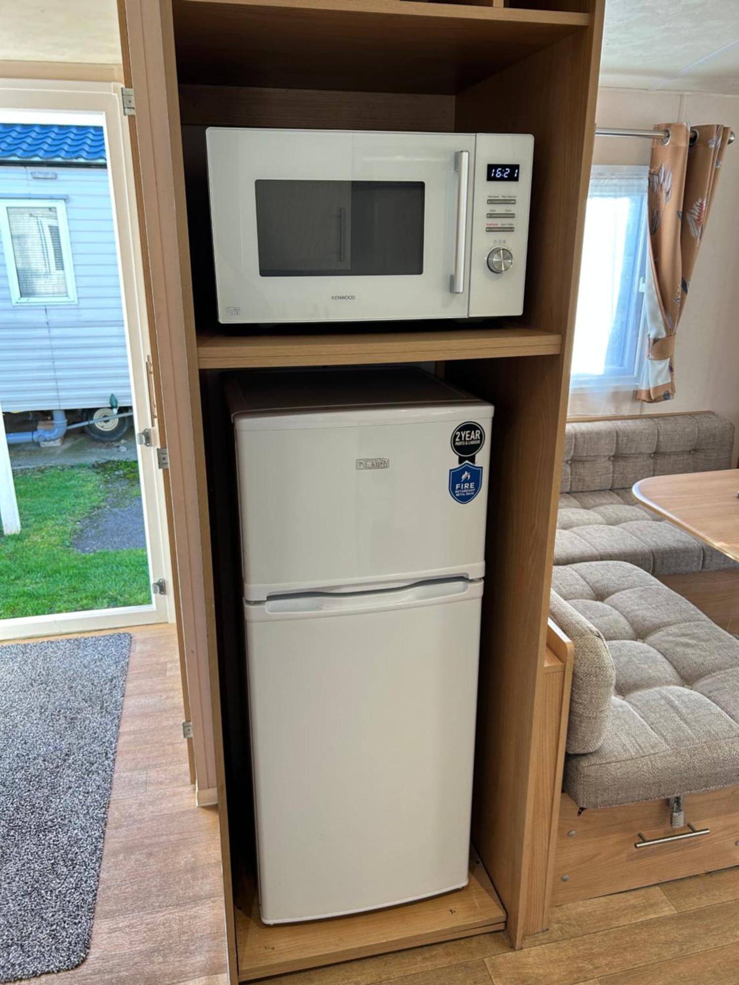 Phoenix Caravan Hire, Trecco Bay 波斯考尔 外观 照片